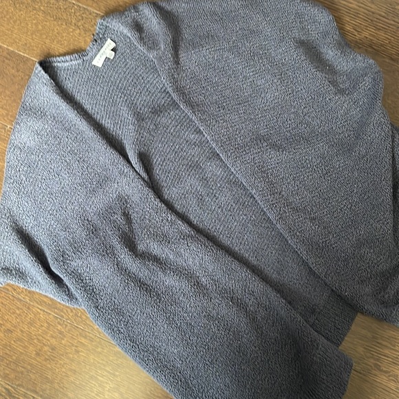 Aritzia community iconic cape in blue XXS - Picture 3 of 5